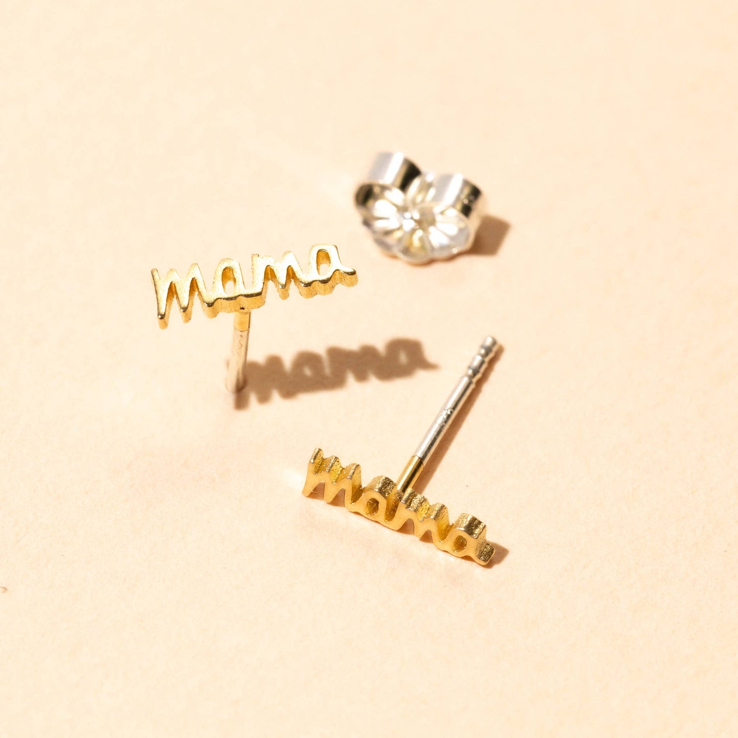 Mama Stud Single Earring