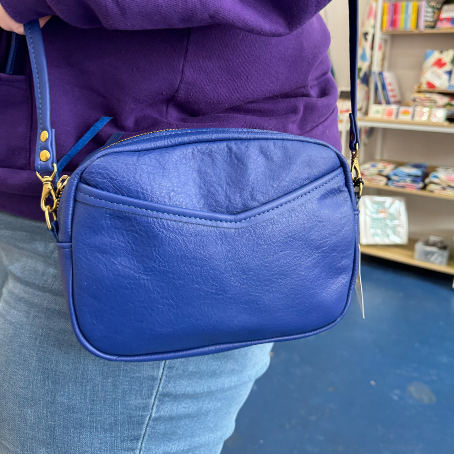 Cubist Crossbody Handbag - 2 colors