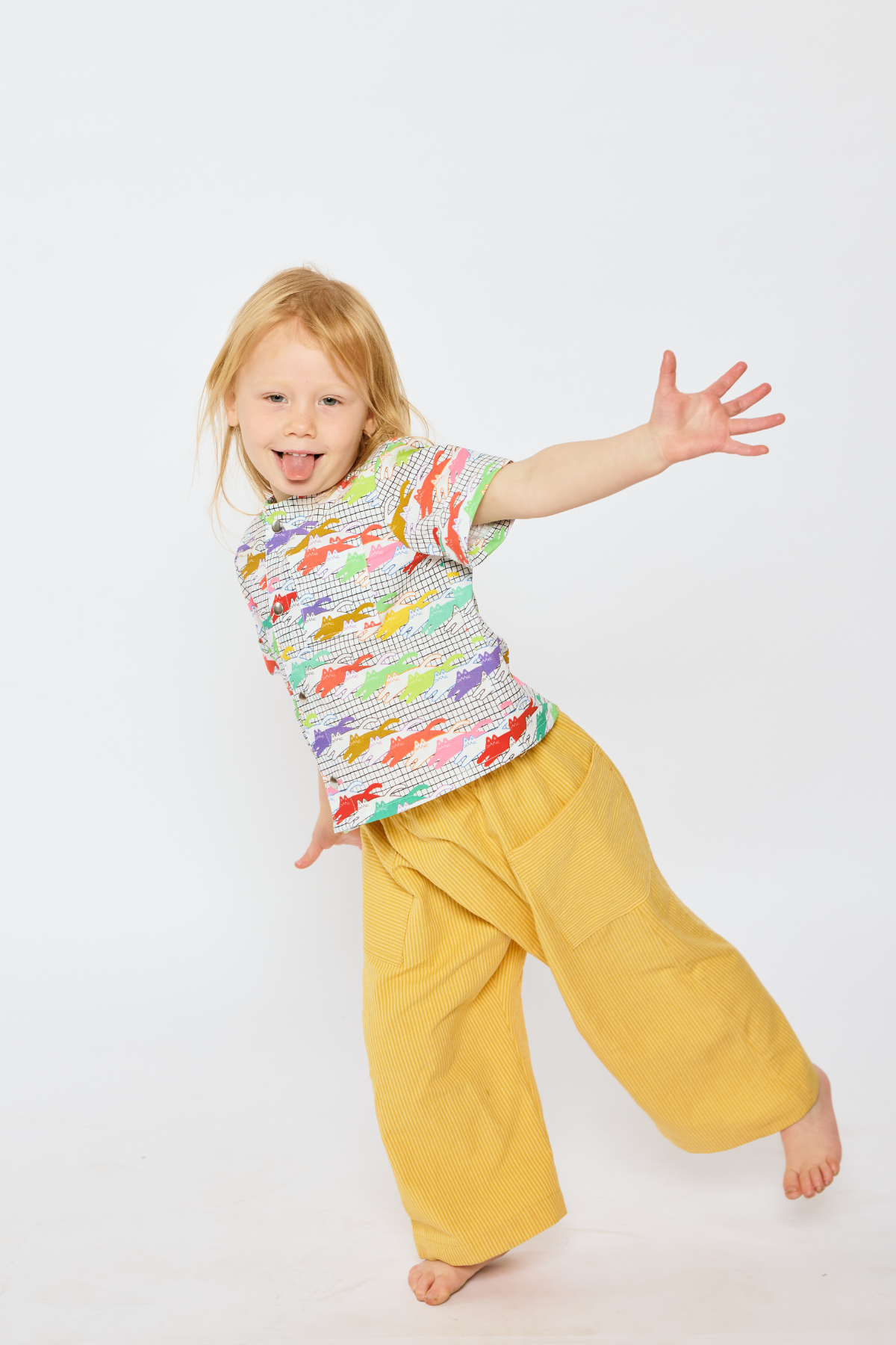 Toddler & Kid Shirt - Neon Cats