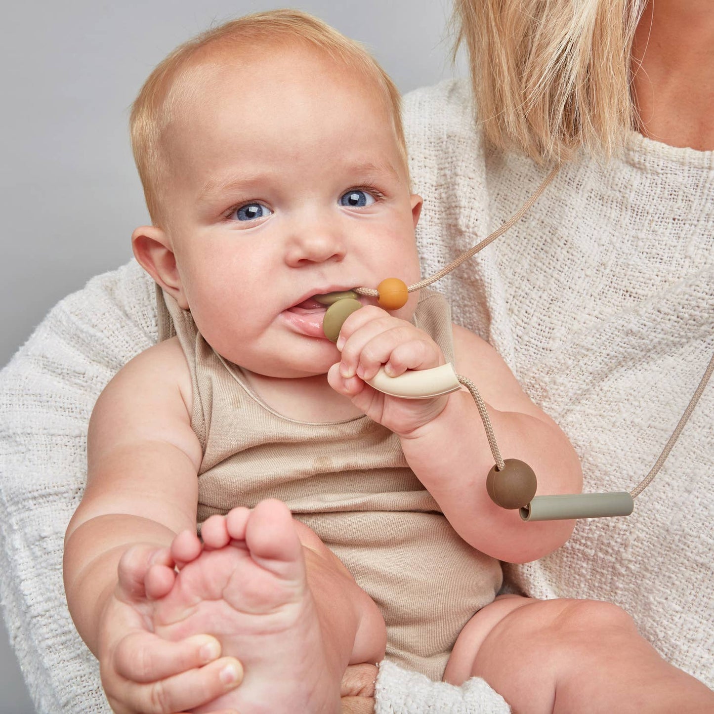 Saddle Balance Teething Necklace